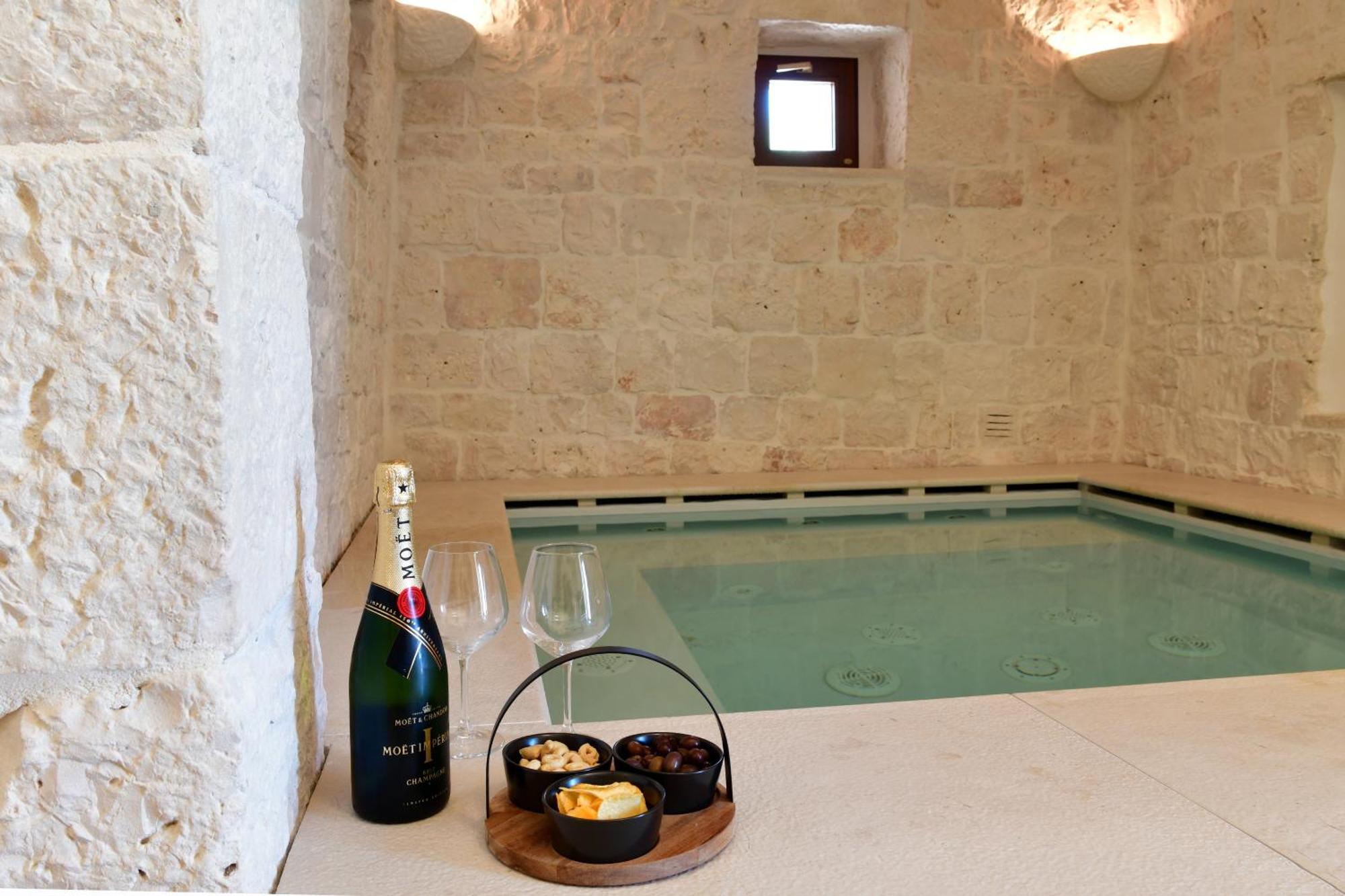 Antonelli Lamarossa Trulli & Suites المظهر الخارجي الصورة